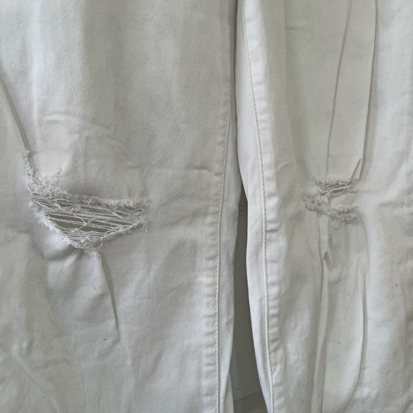 Pilcro Off-White high rise, wide leg jeans, distressed knees, size 27 - Picture 3 of 10